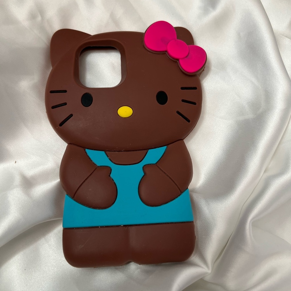 Hello Kitty iPhone Case (12/12pro) 💗